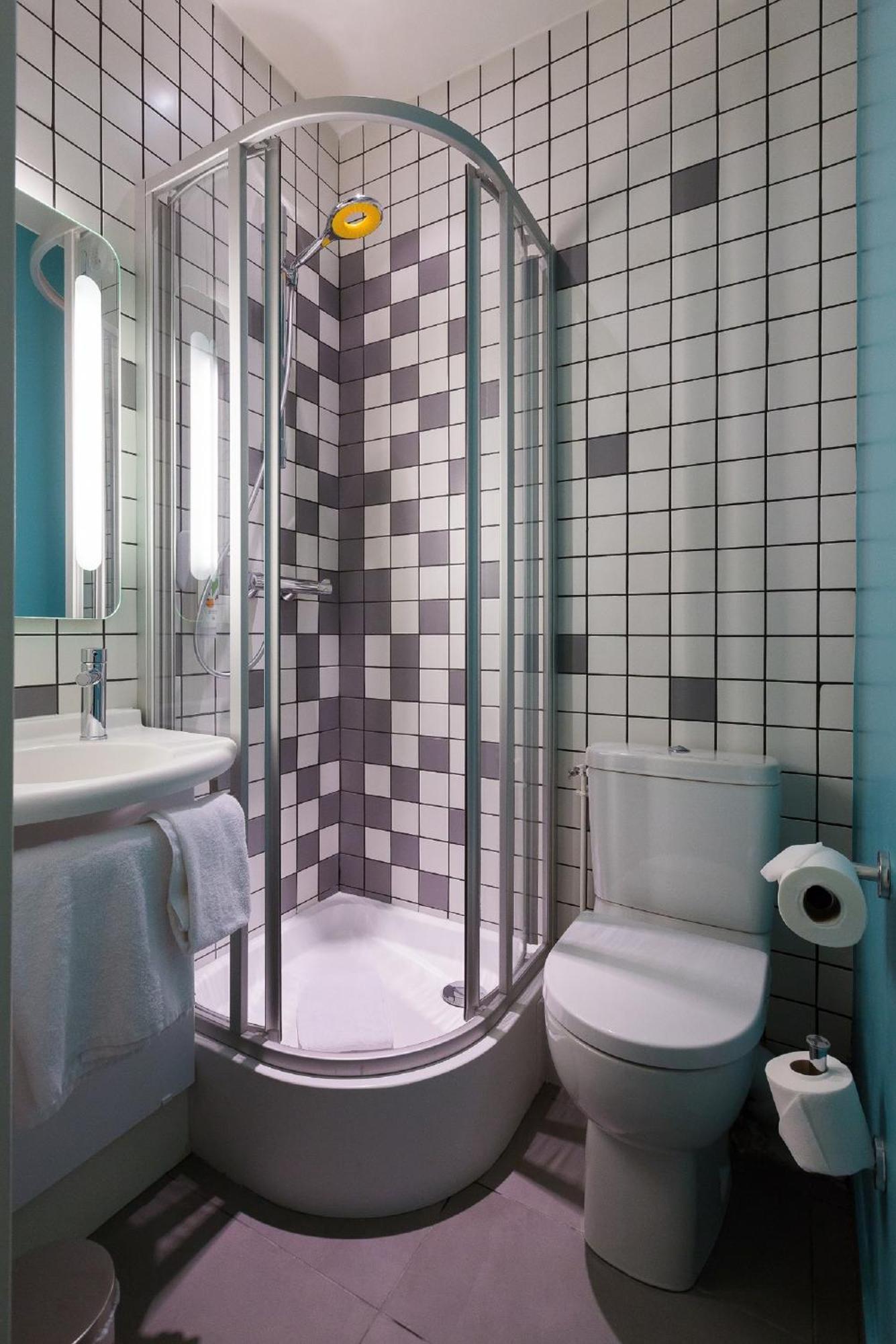 4 Camere Adiacenti